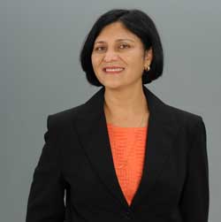 divya-headshot